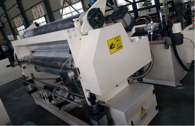 Tecido de toalete do rebobinamento do quadro do PLC que faz suportes da máquina 7.5KW 2 9