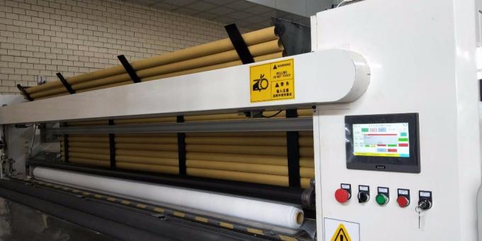 Tecido de toalete do rebobinamento do quadro do PLC que faz suportes da máquina 7.5KW 2 6