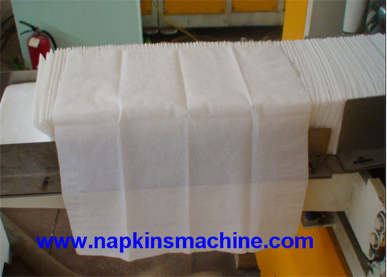 1 / 8 400mm de dobramento 2000 folhas/Min Napkin Manufacturing Machine