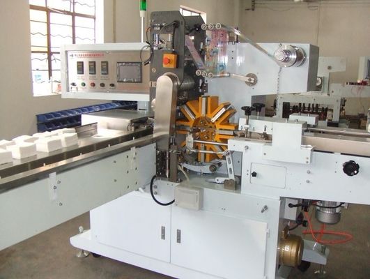 Máquina de empacotamento facial totalmente automático do guardanapo envolvendo/dobrando-se e selando