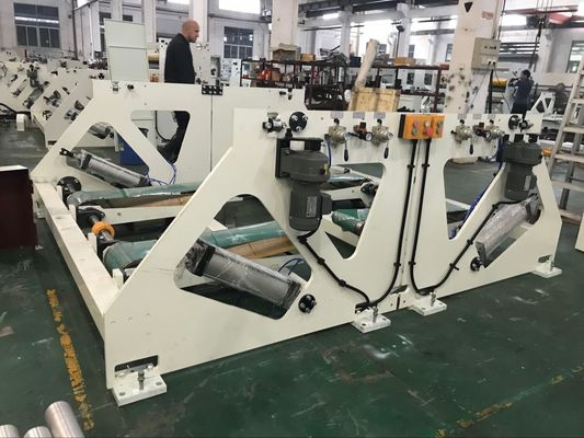 Rolo de toalete do rebobinamento da máquina de corte do lenço de papel do PLC 200m/min